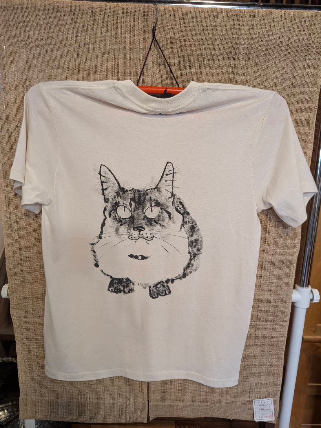 ◎オーダーメイド 猫Tシャツ◎紅型作家大城徳男✖️猫Tシャツ(TシャツタイプCustom-made cat T-shirts)
