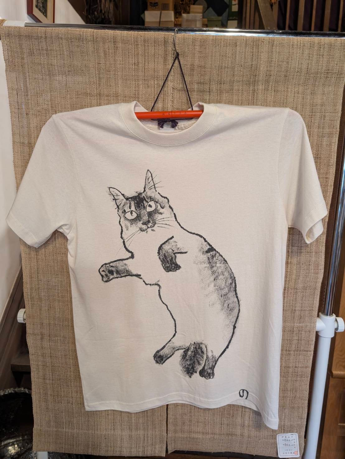 ◎オーダーメイド 猫Tシャツ◎紅型作家大城徳男✖️猫Tシャツ(ロングチュニックTシャツタイプCustom-made cat T-shirts)